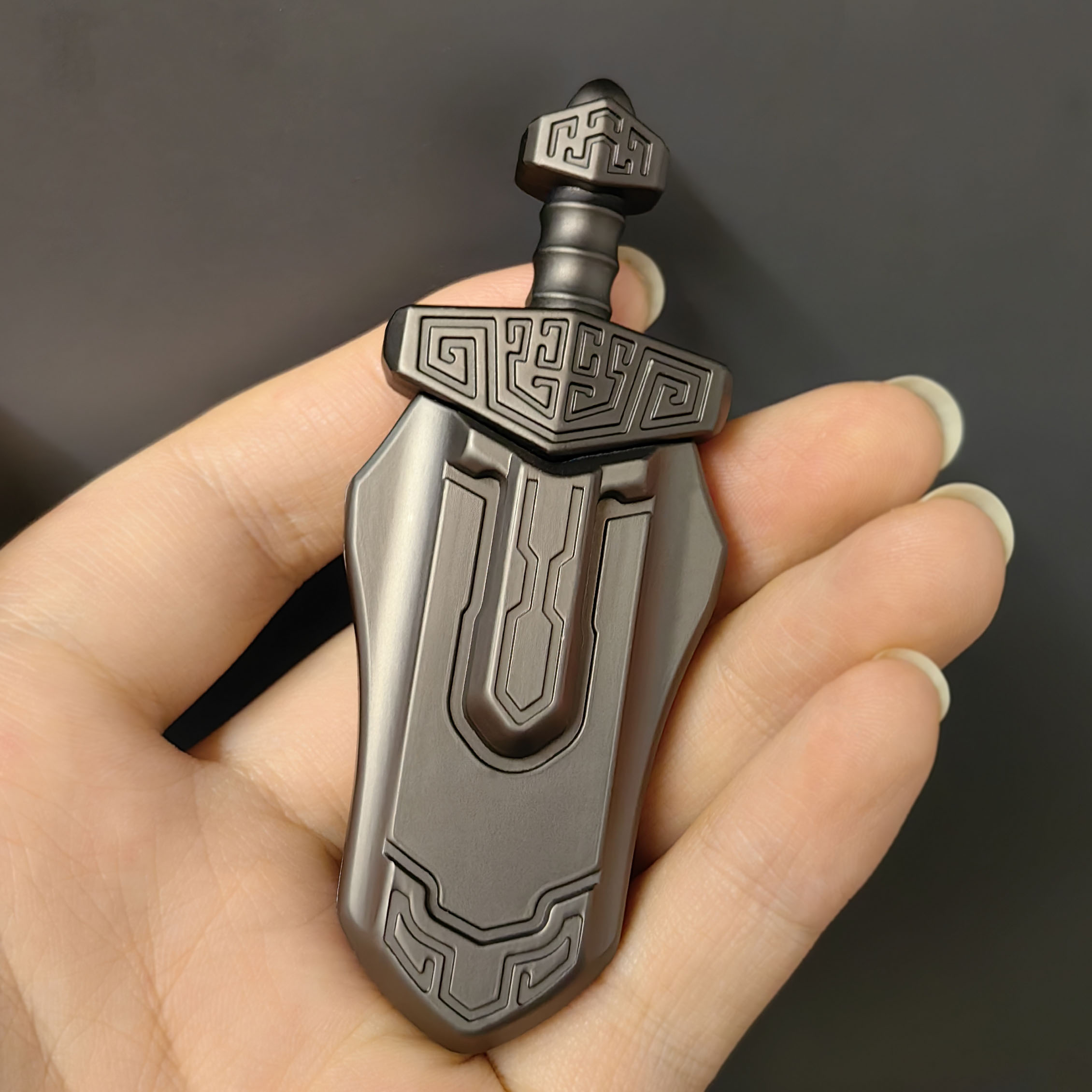 EDC Schwert-Dekompressionsspie – Fidget Spinner Bearing Bewertung und Preis